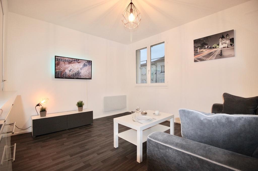 Ferienwohnung Le Toit D'Emma Longeville-les-Metz Exterior foto